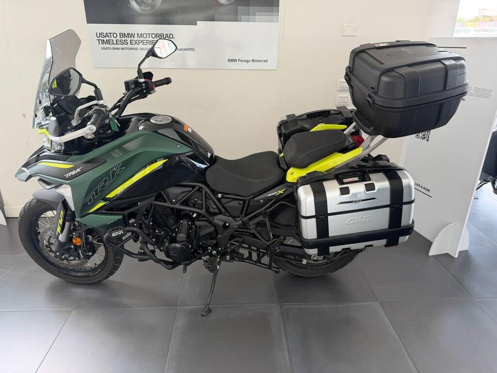 TRK 702
