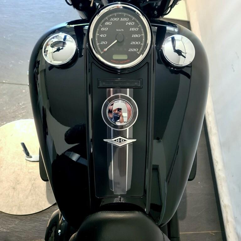 ROAD KING 114 1868