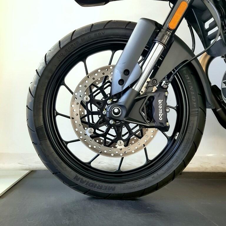 V85