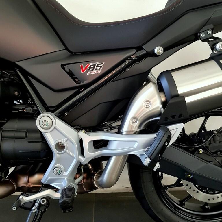 V85