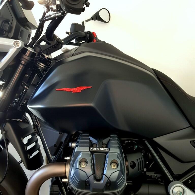 V85