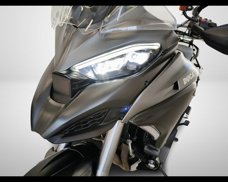 MULTISTRADA V4