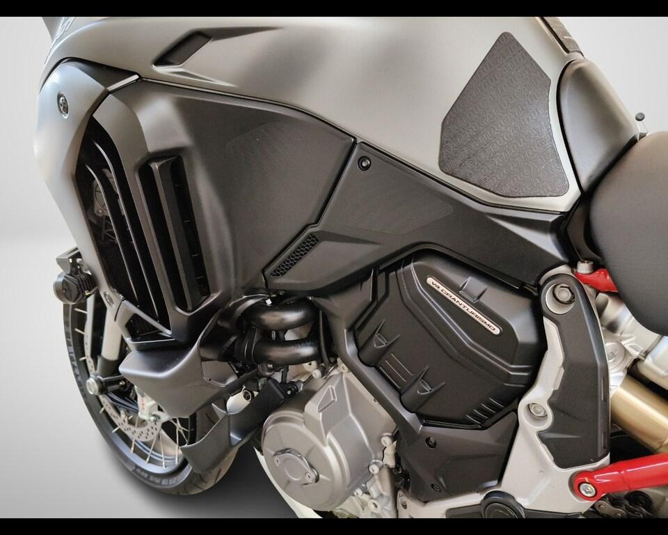 MULTISTRADA V4