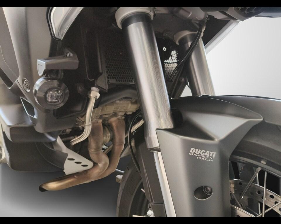 MULTISTRADA V4
