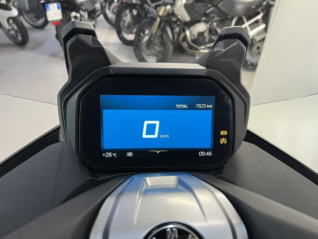 C 400 GT