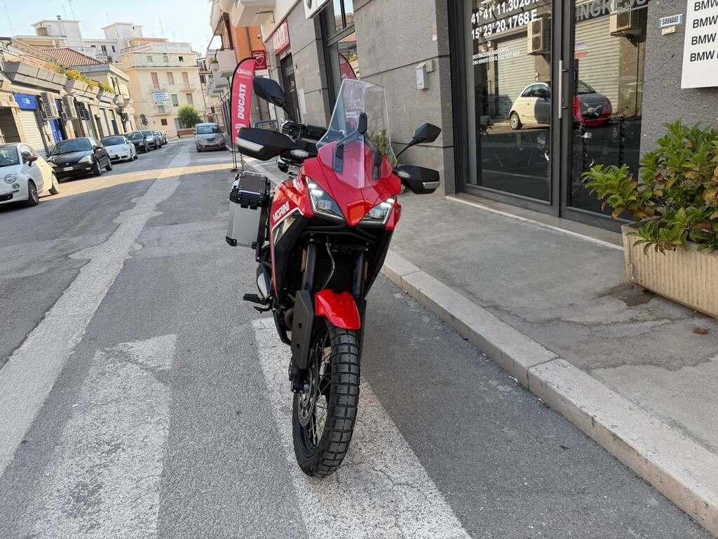 X CAPE 650