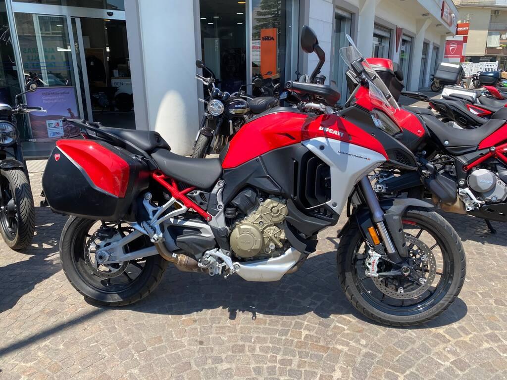 MULTISTRADA V4