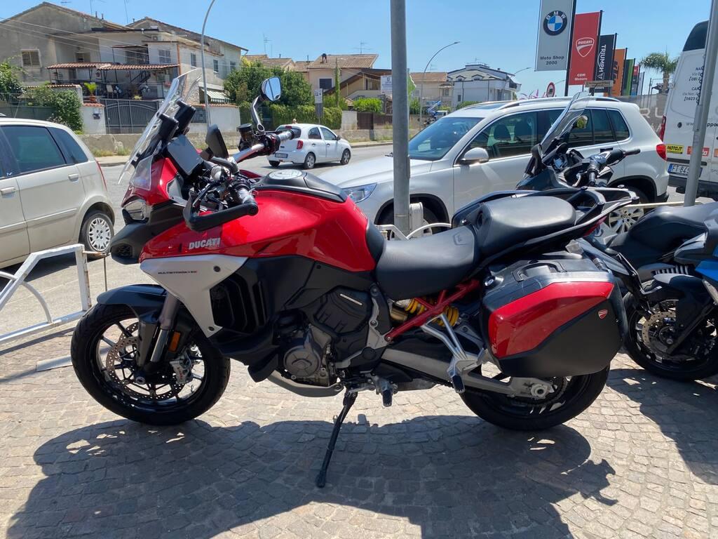MULTISTRADA V4