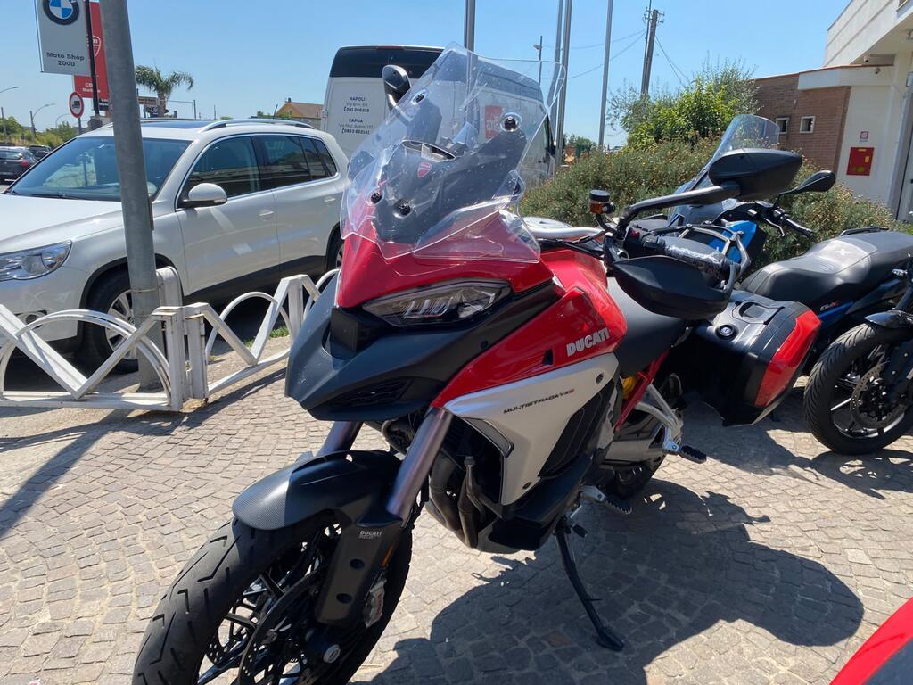 MULTISTRADA V4