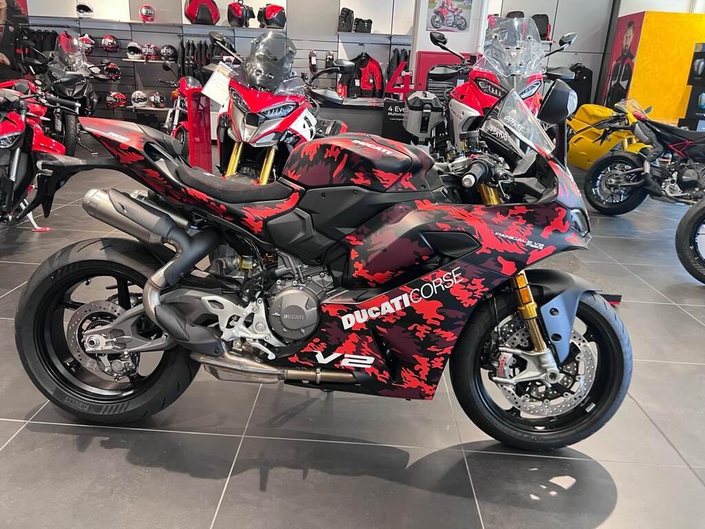 PANIGALE V2 890