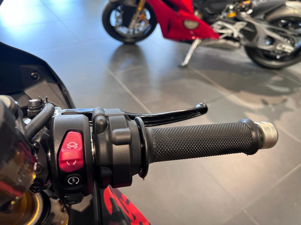 PANIGALE V2 890