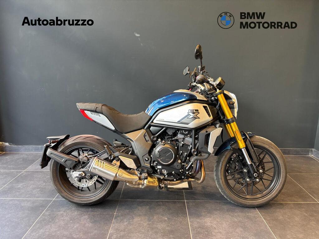700 CL-X