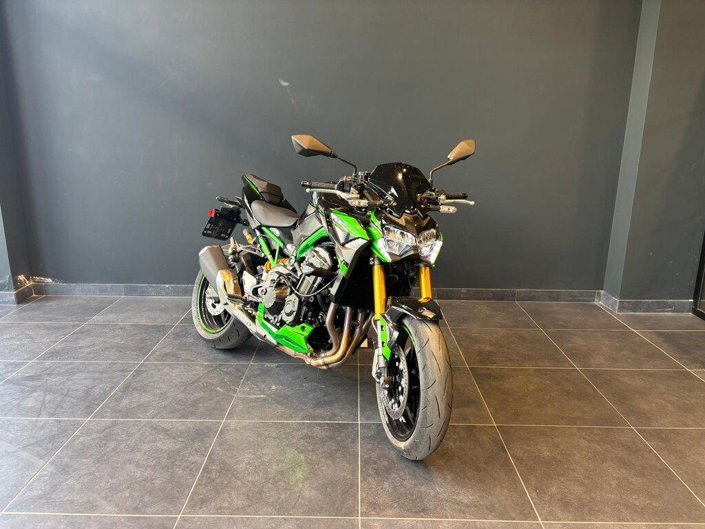 Z 900