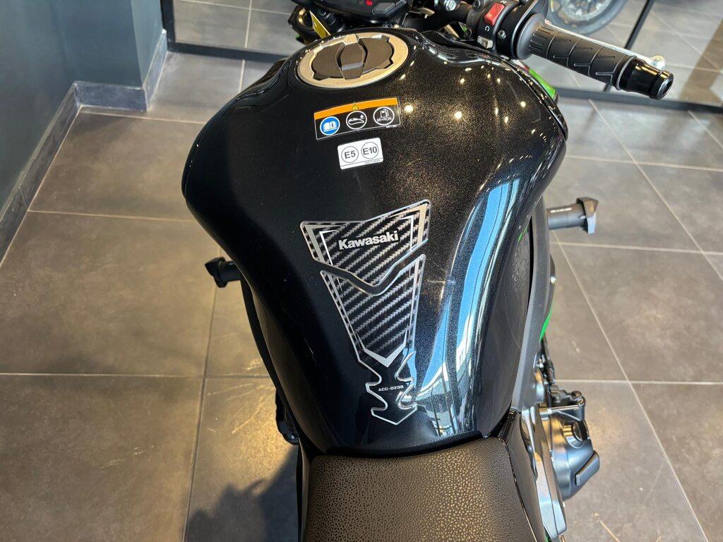 Z 900