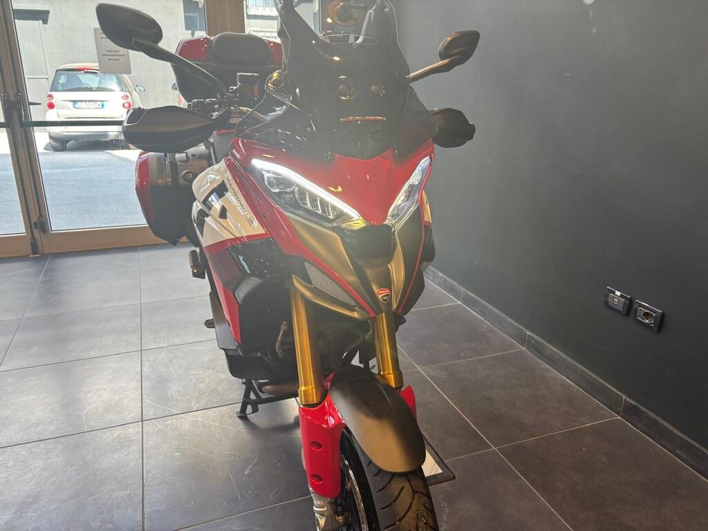 MULTISTRADA V4