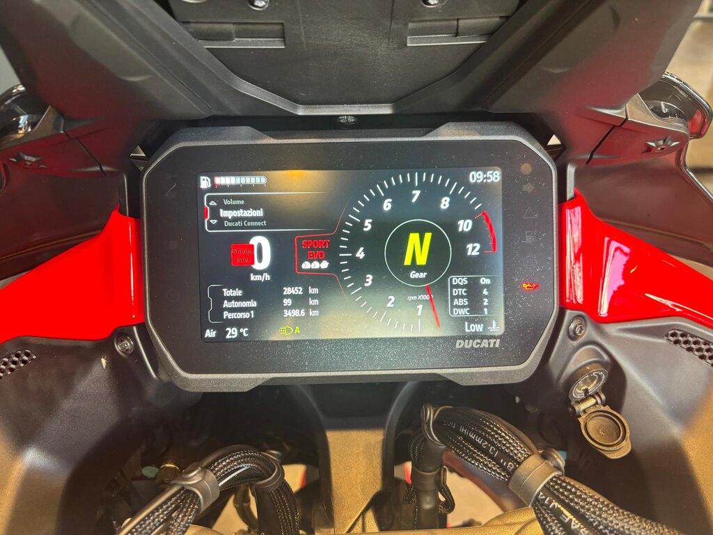 MULTISTRADA V4