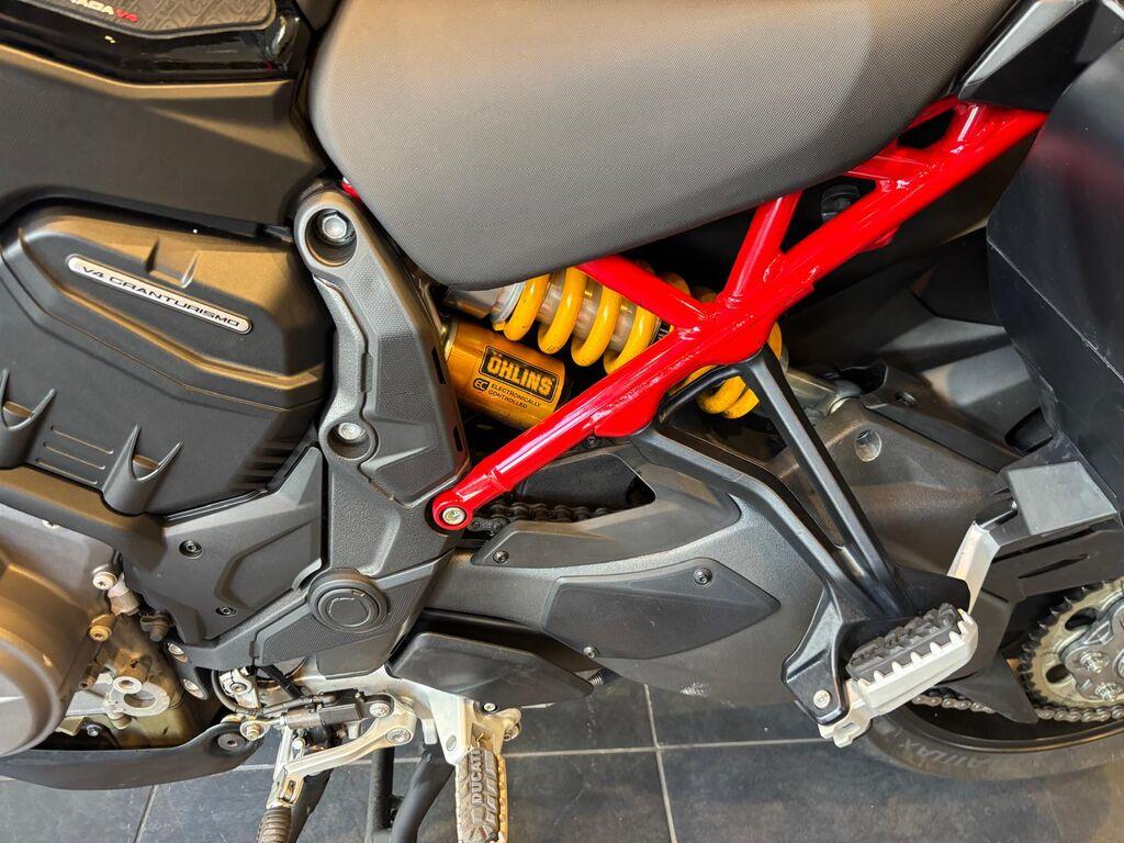 MULTISTRADA V4