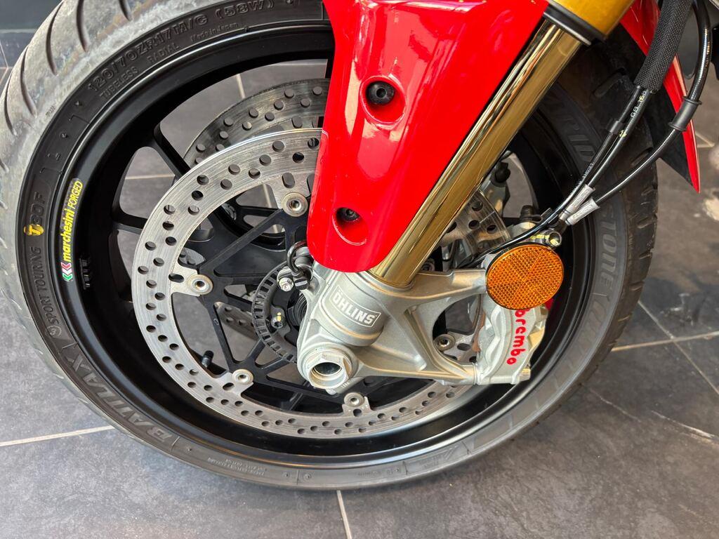 MULTISTRADA V4