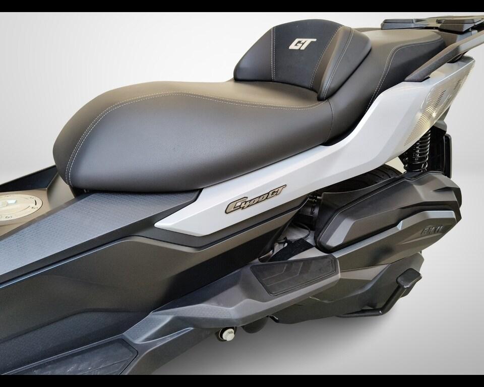 C 400 GT