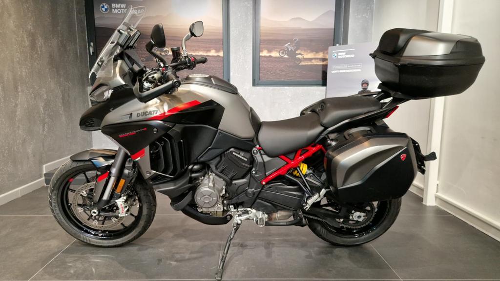 MULTISTRADA V4