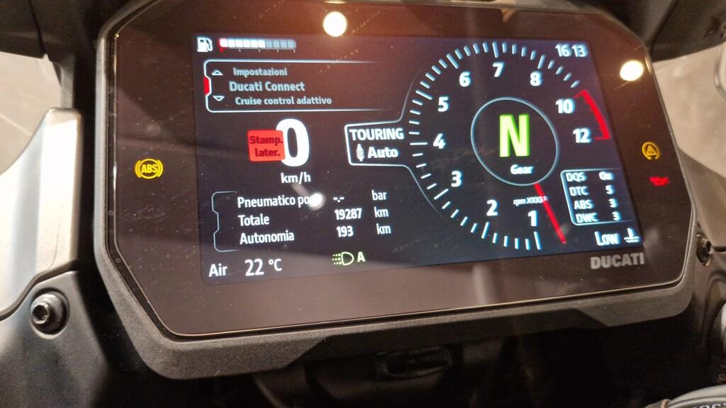 MULTISTRADA V4