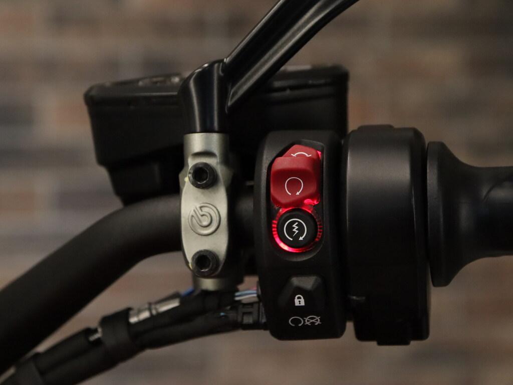 XDIAVEL V4