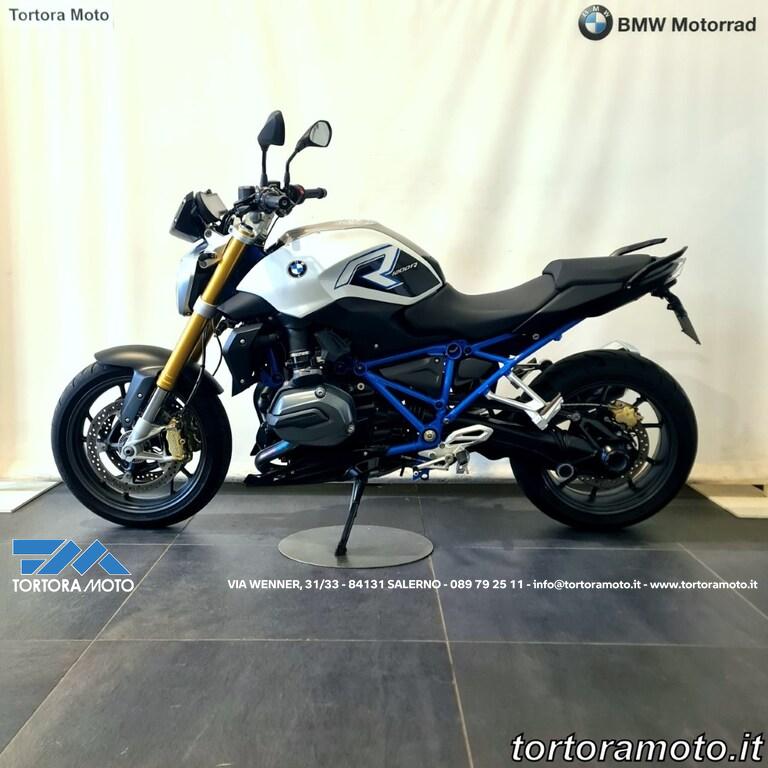 R 1200 R