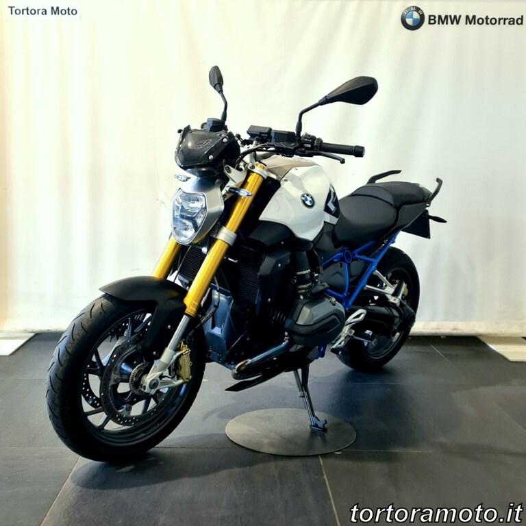 R 1200 R