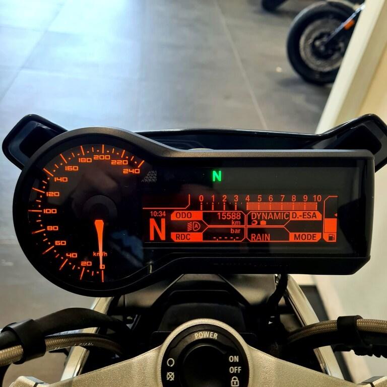 R 1200 R