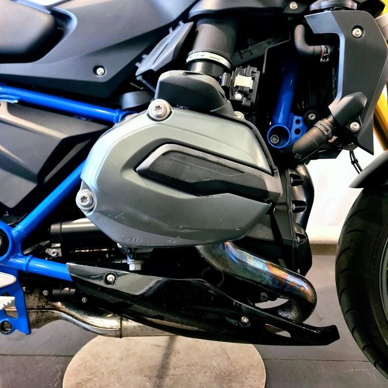 R 1200 R
