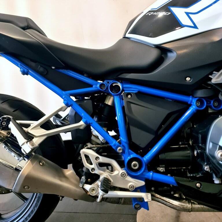 R 1200 R