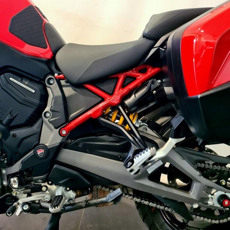 MULTISTRADA V4