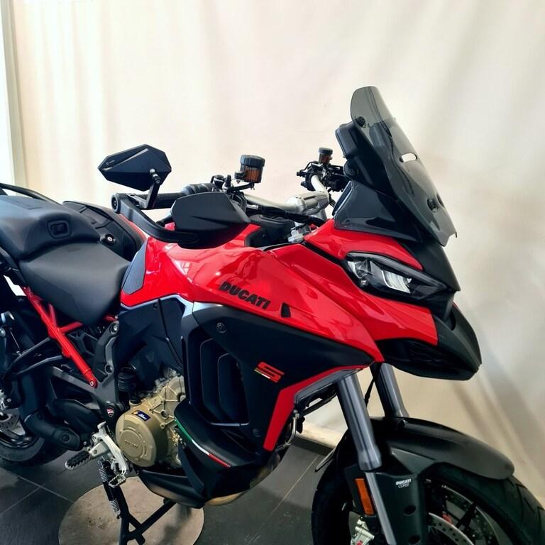 MULTISTRADA V4