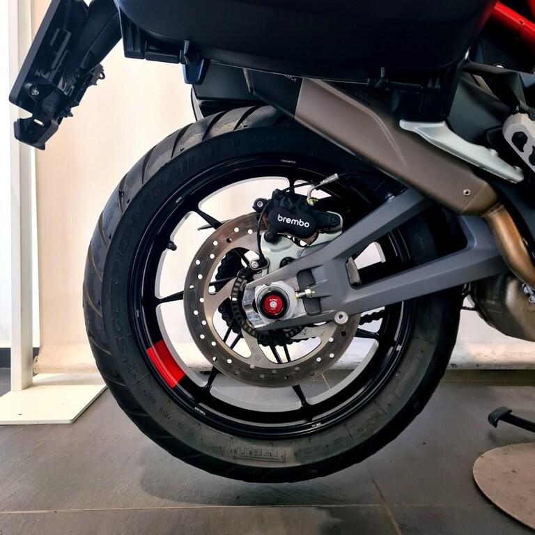 MULTISTRADA V4