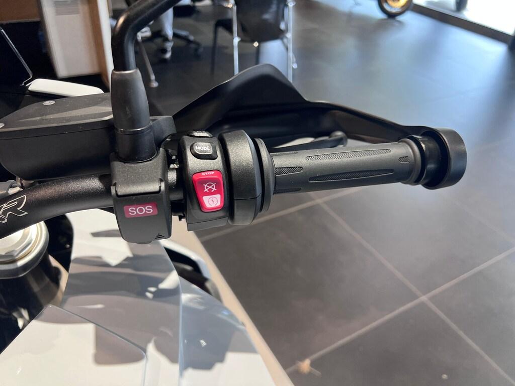 S 1000 XR