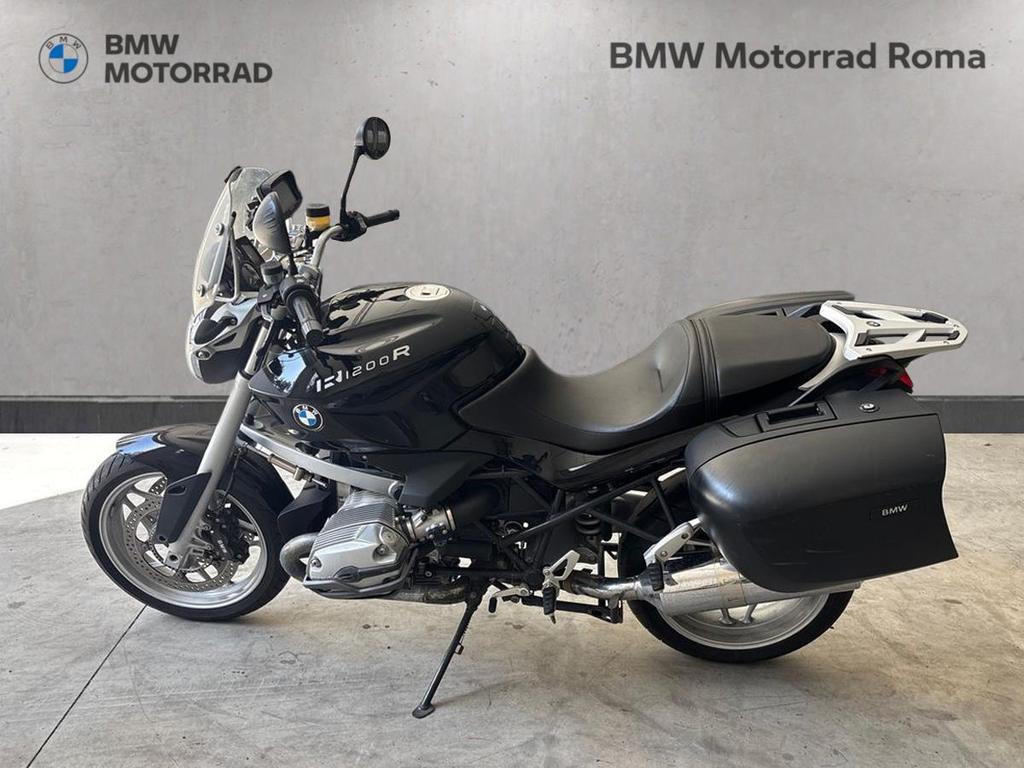 R 1200 R