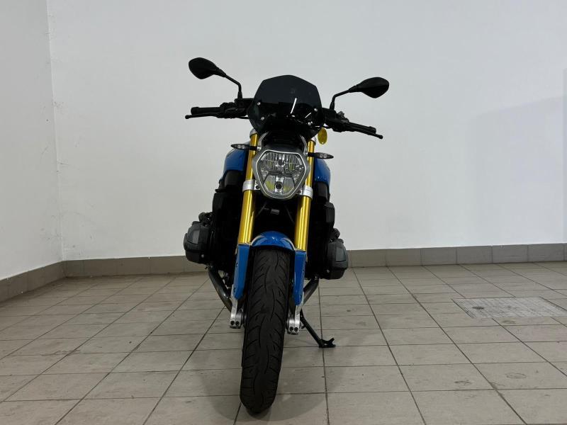 R 1200 R