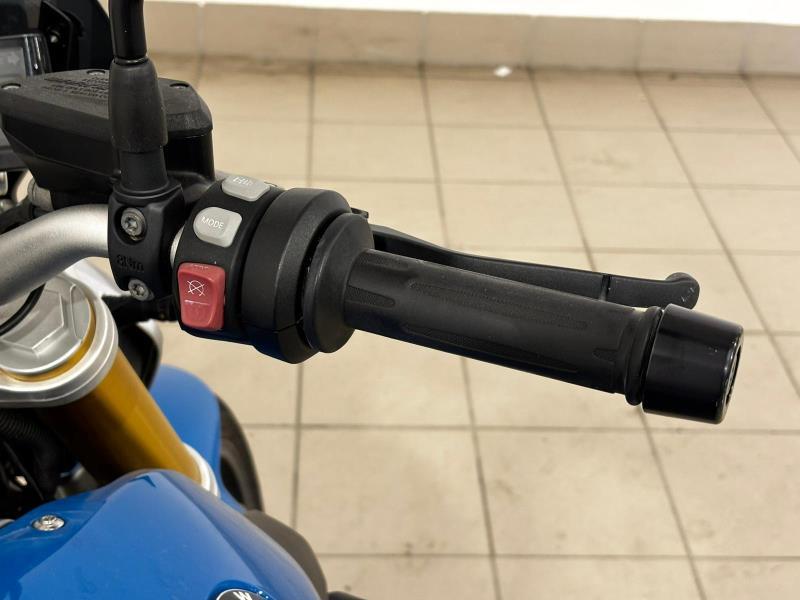 R 1200 R