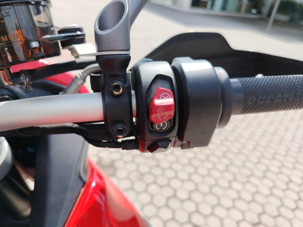 MULTISTRADA V4