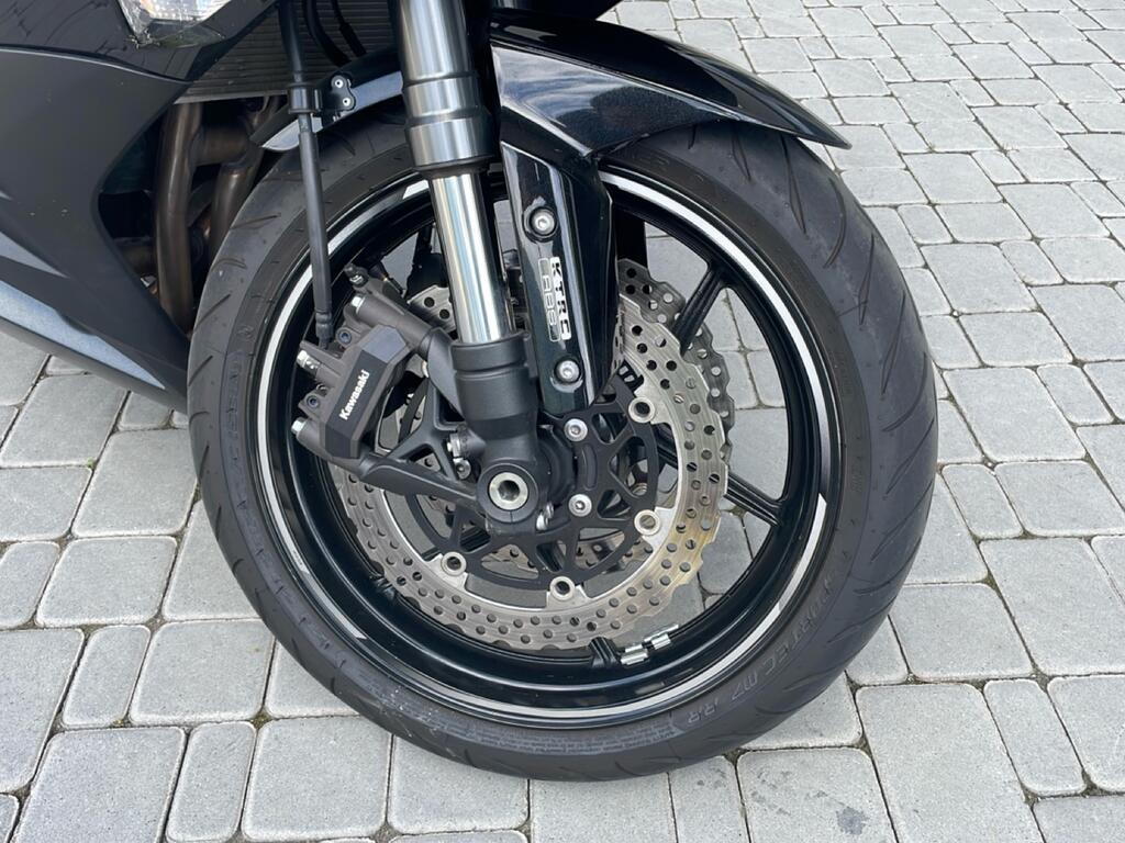 Z 1000 SX