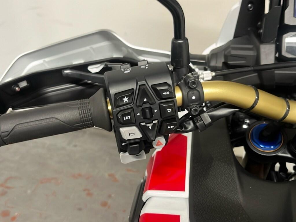 AFRICA TWIN 1100
