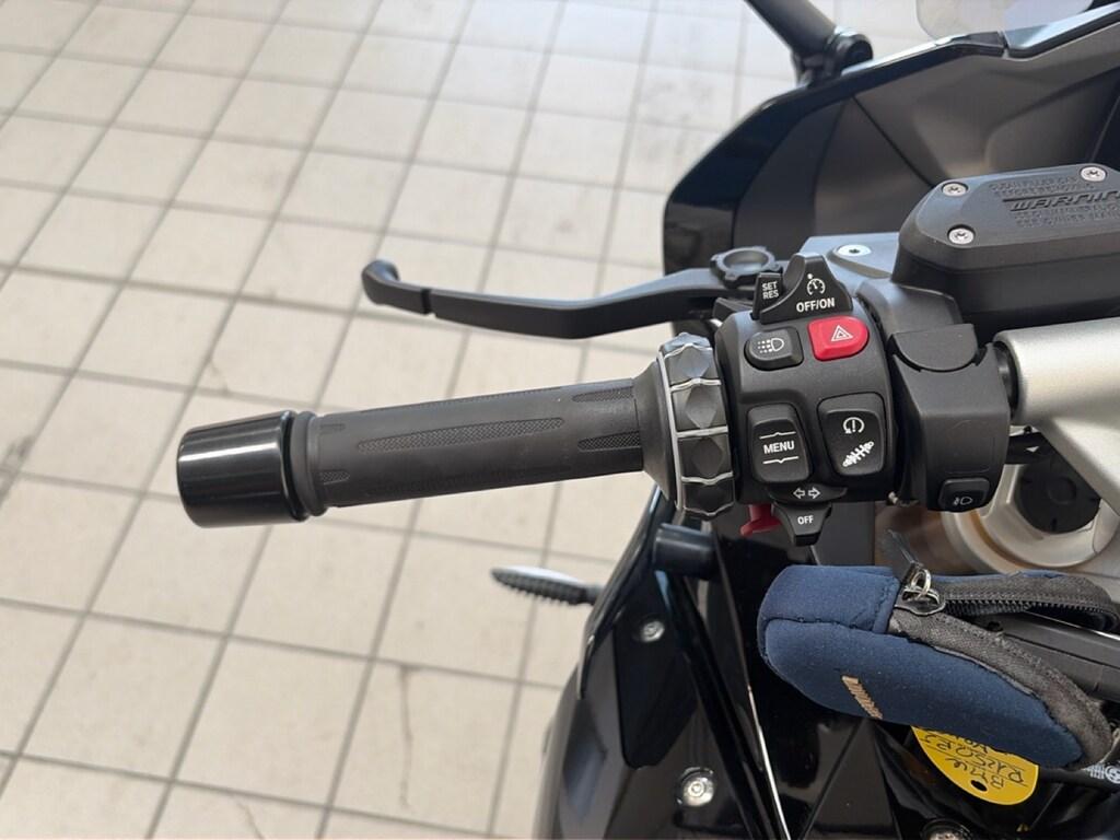 R 1250 RS