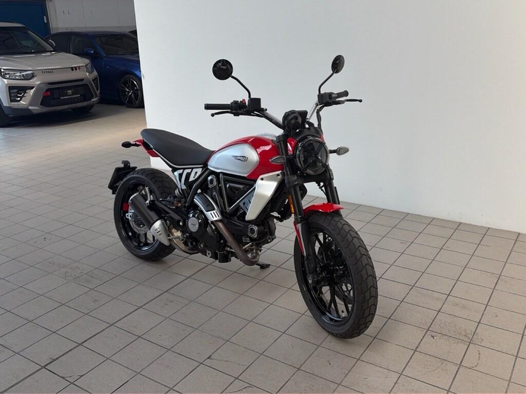 SCRAMBLER 800