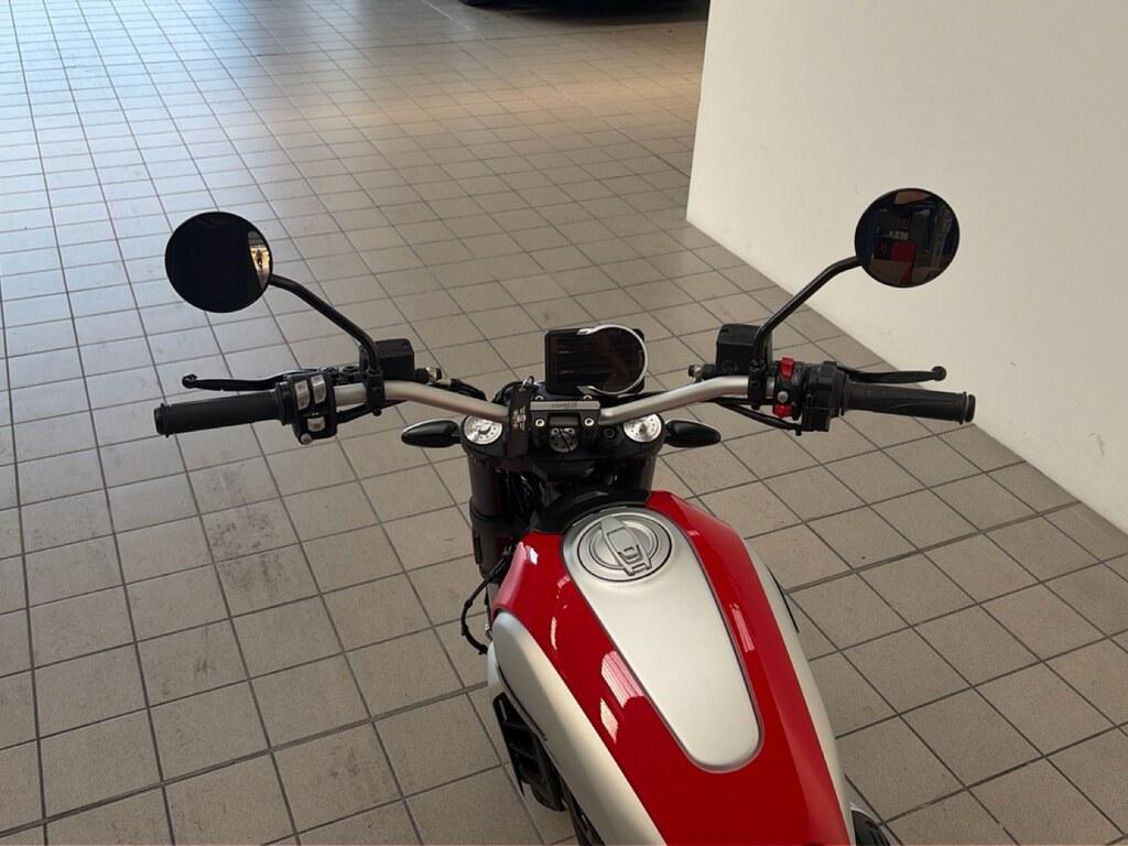SCRAMBLER 800