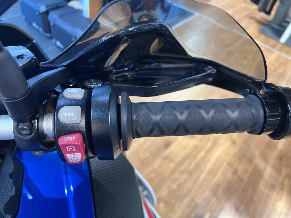 S 1000 XR