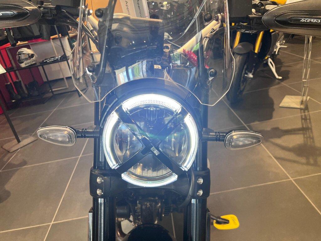 SCRAMBLER 800