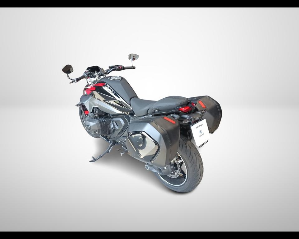 R 1300 R