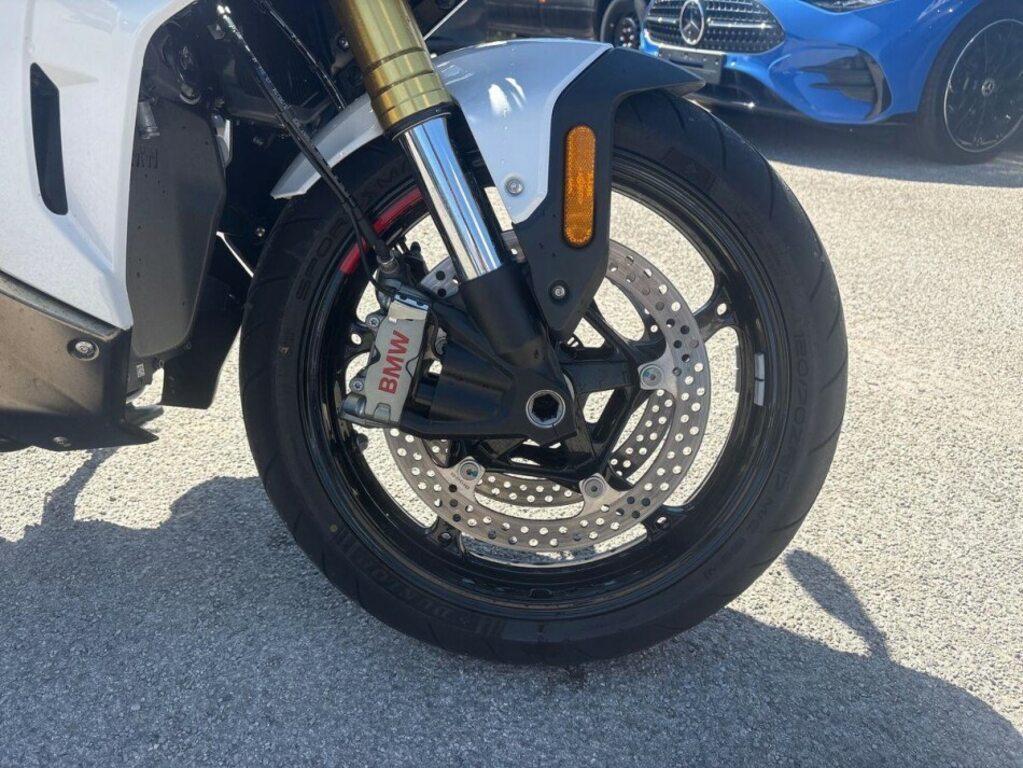 R 1300 RS