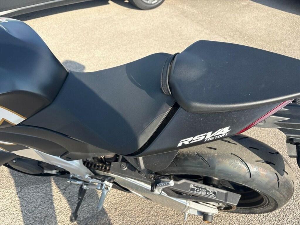RSV4 1100