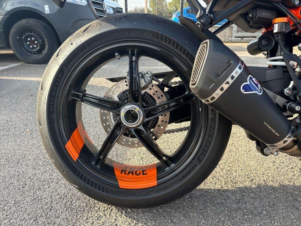 1390 SUPER DUKE